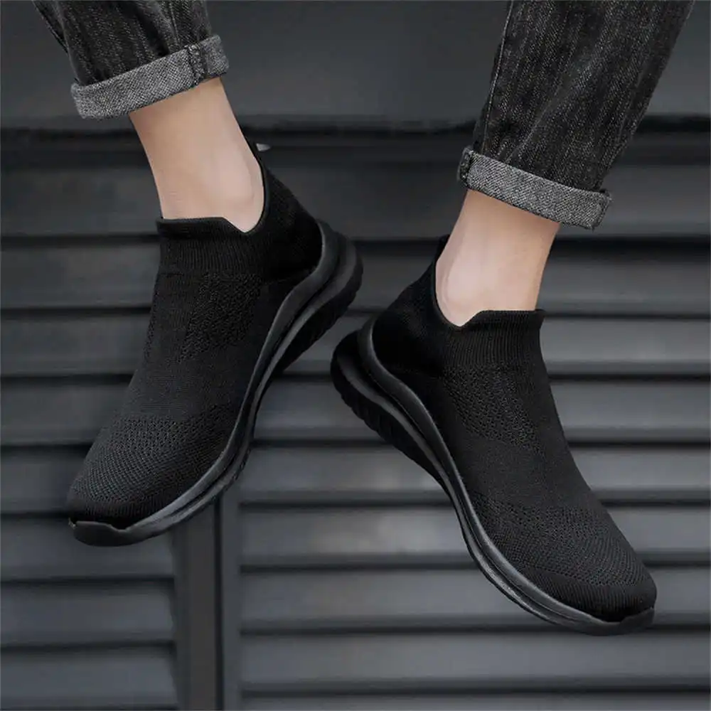 Street Fashion Vietnam - Бежевые мягкие новые новые теннисные туфли,